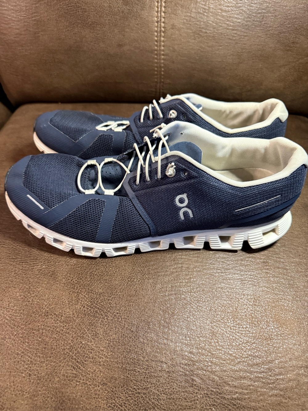 On Running Cloud 5 Navy Blue Athletic Running Shoes Sneakers Men’s Size 12